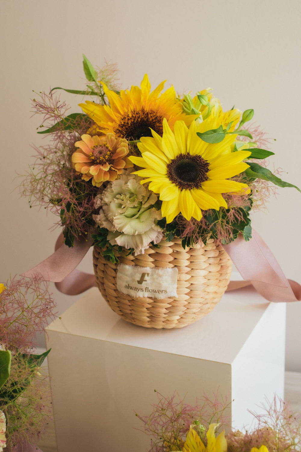 ◆6/2-7/31お届け限定◆Flower BAG No.2／フラワーバッグアレンジ　イエロースモーク／生花