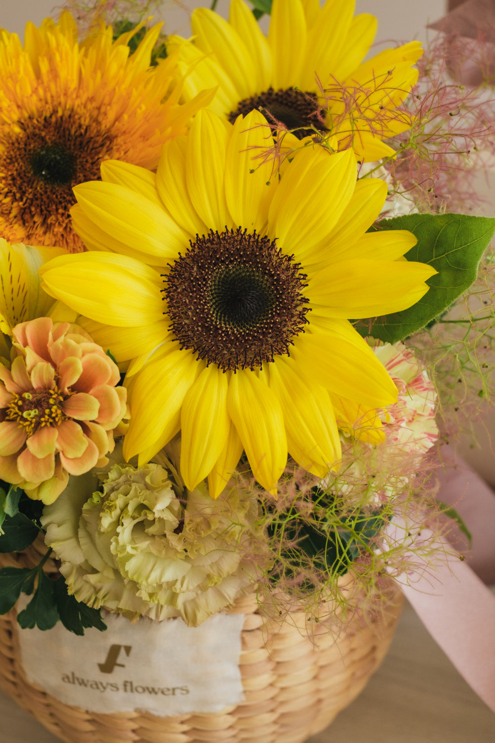 ◆6/2-7/31お届け限定◆Flower BAG No.2／フラワーバッグアレンジ　イエロースモーク／生花