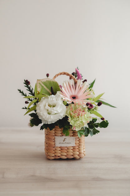 ◆8/19-9/30お届け限定◆Flower BAG No.3／フラワーバッグアレンジ　サンリットガーデン／生花