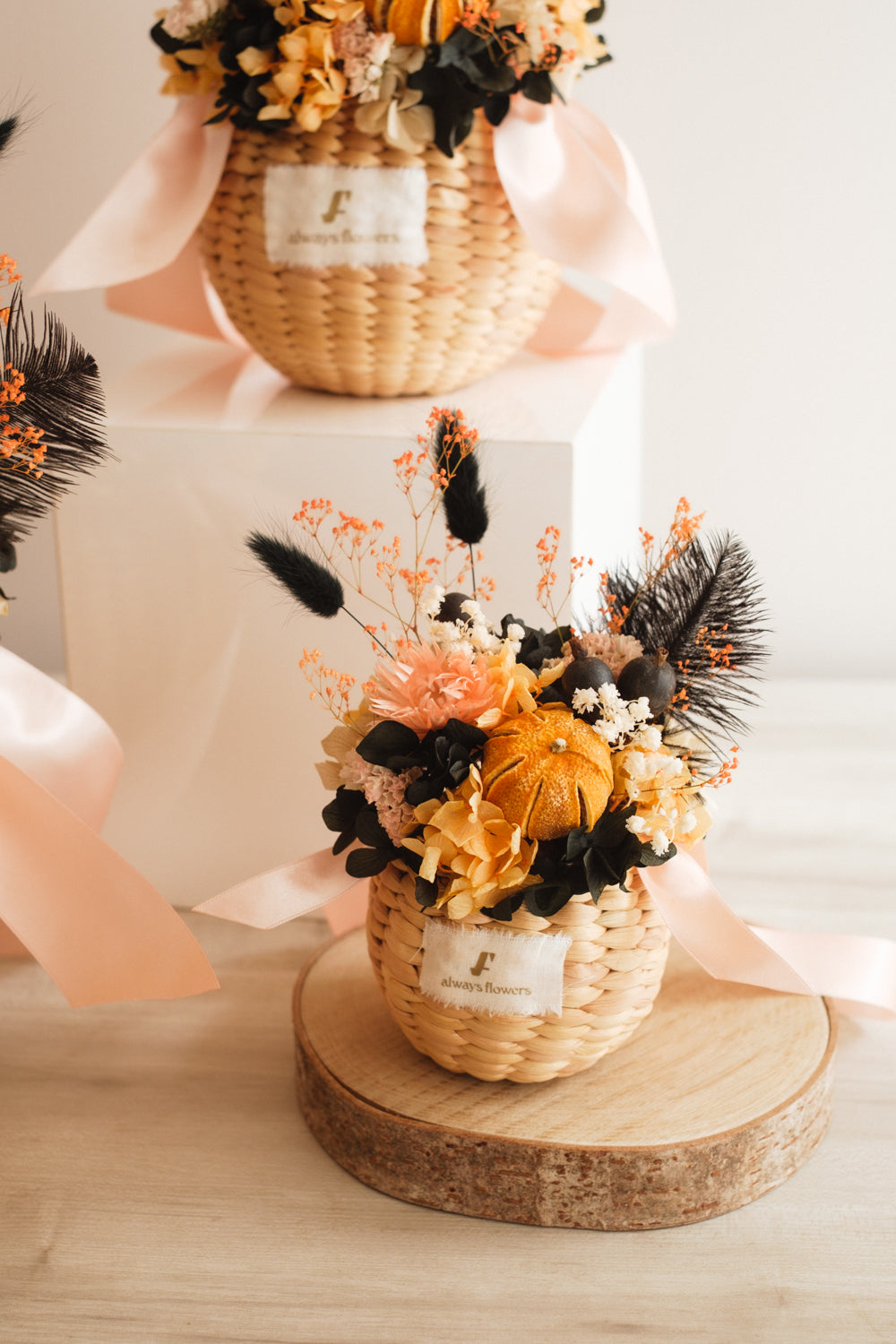 ◆ハロウィン限定◆Flower BAG No.2／フラワーバッグアレンジ　ブラックトリート／ドライ&amp;プリザーブドフラワー