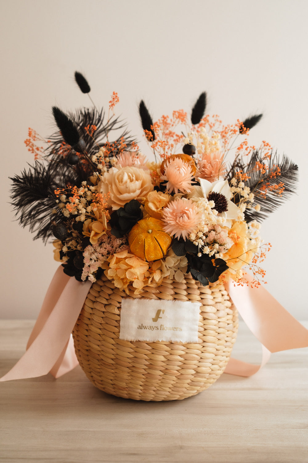 ◆ハロウィン限定◆Flower BAG No.2／フラワーバッグアレンジ　ブラックトリート／ドライ&amp;プリザーブドフラワー