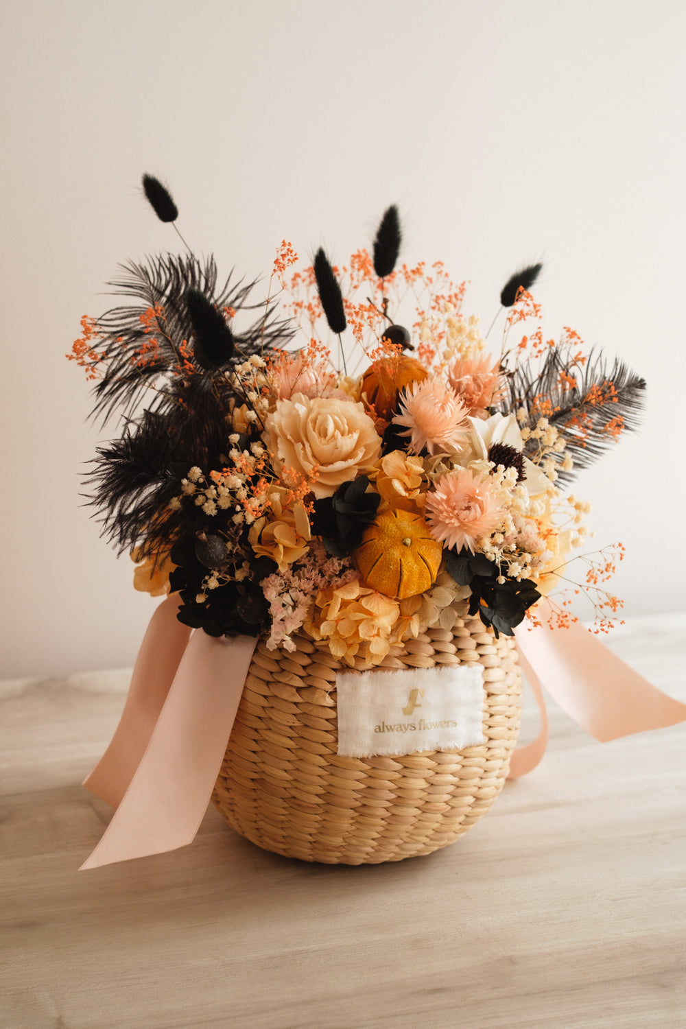 ◆ハロウィン限定◆Flower BAG No.2／フラワーバッグアレンジ　ブラックトリート／ドライ&amp;プリザーブドフラワー