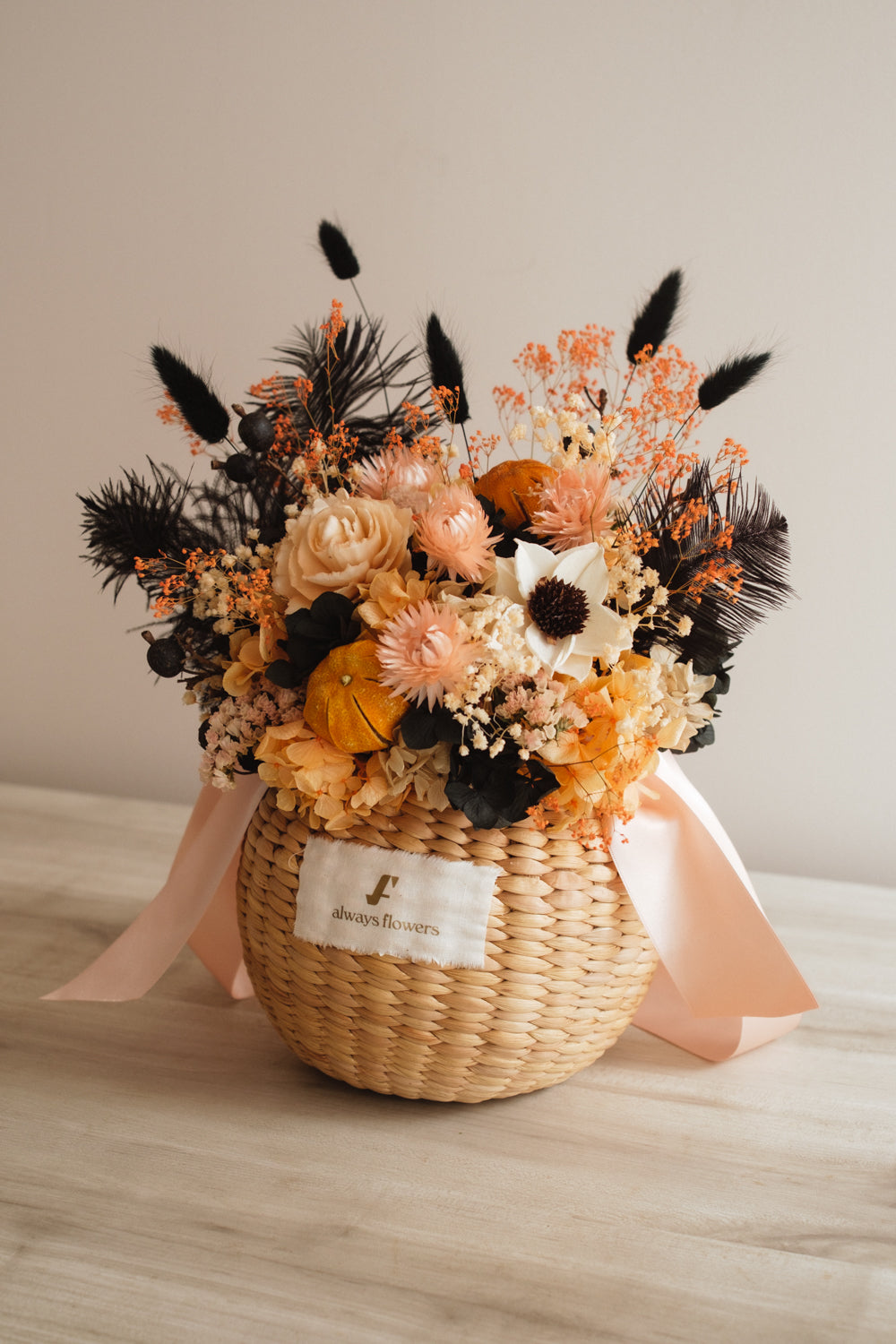 ◆ハロウィン限定◆Flower BAG No.2／フラワーバッグアレンジ　ブラックトリート／ドライ&amp;プリザーブドフラワー