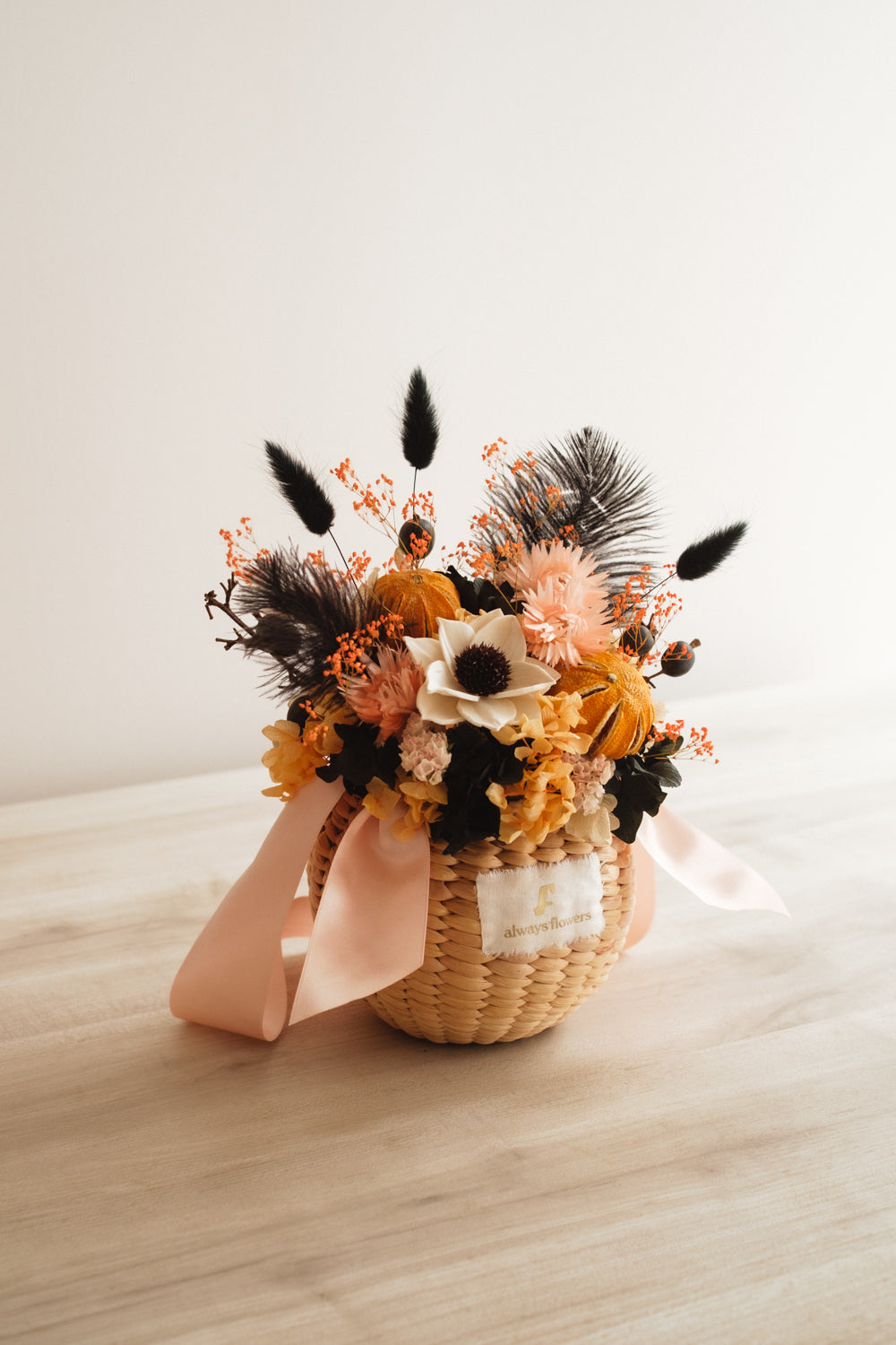 ◆ハロウィン限定◆Flower BAG No.2／フラワーバッグアレンジ　ブラックトリート／ドライ&amp;プリザーブドフラワー