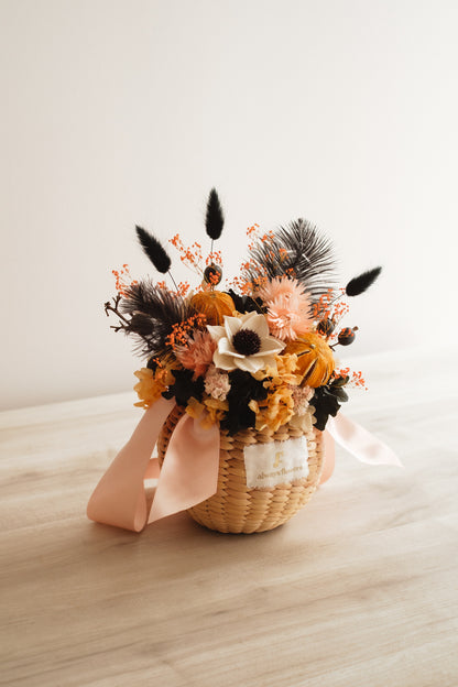 ◆ハロウィン限定◆Flower BAG No.2／フラワーバッグアレンジ　ブラックトリート／ドライ&amp;プリザーブドフラワー