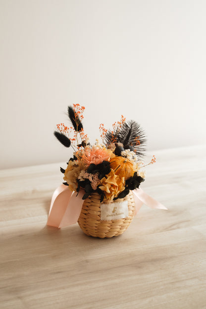 ◆ハロウィン限定◆Flower BAG No.2／フラワーバッグアレンジ　ブラックトリート／ドライ&amp;プリザーブドフラワー