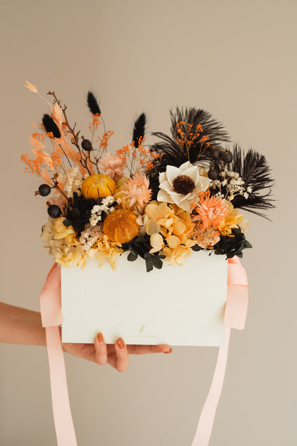 ◆ハロウィン限定◆Flower BAG No.1／フラワーバッグアレンジ　ブラックブルーム／ドライ&amp;プリザーブドフラワー