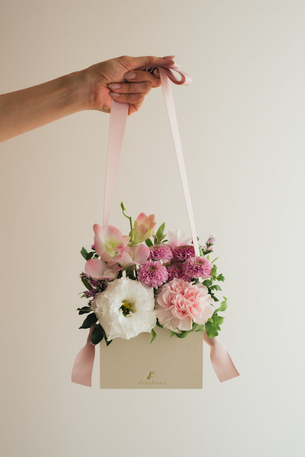 ◆7/14-8/31お届け限定◆Flower BAG No.1／フラワーバッグアレンジ　グラティテュード／生花