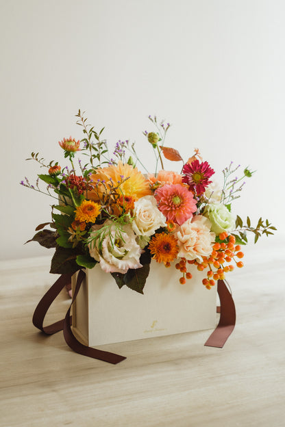 ◆10/4-11/30お届け限定◆Flower BAG No.1／フラワーバッグアレンジ　ブライトオクトーバー／生花