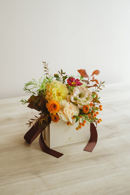 ◆10/4-11/30お届け限定◆Flower BAG No.1／フラワーバッグアレンジ　ブライトオクトーバー／生花