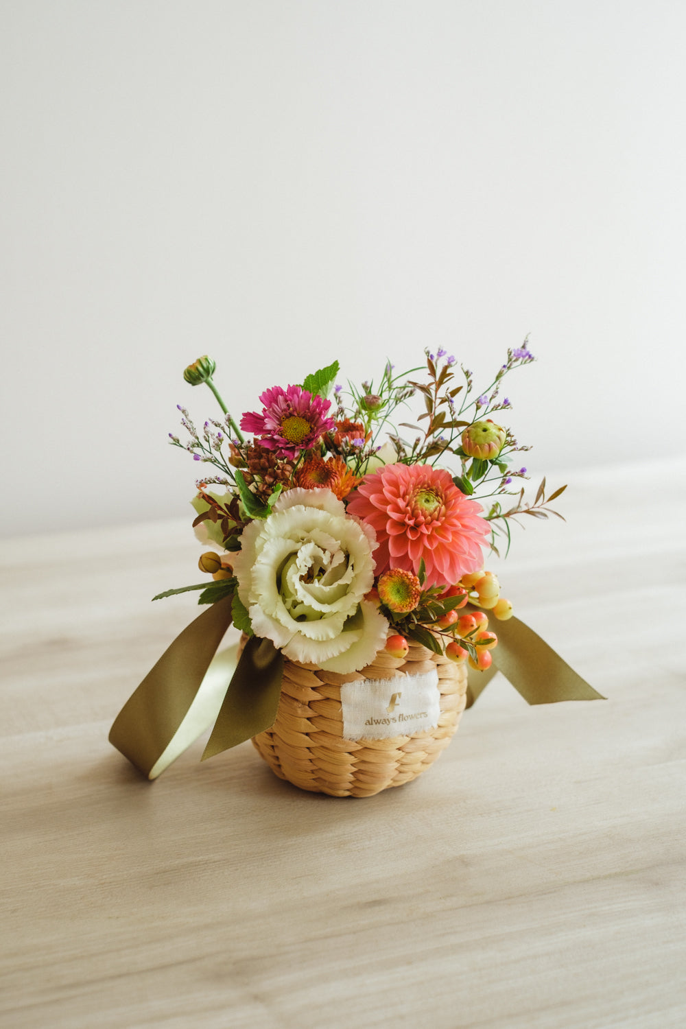 ◆10/4-11/30お届け限定◆Flower BAG No.2／フラワーバッグアレンジ　オータムグロウ／生花