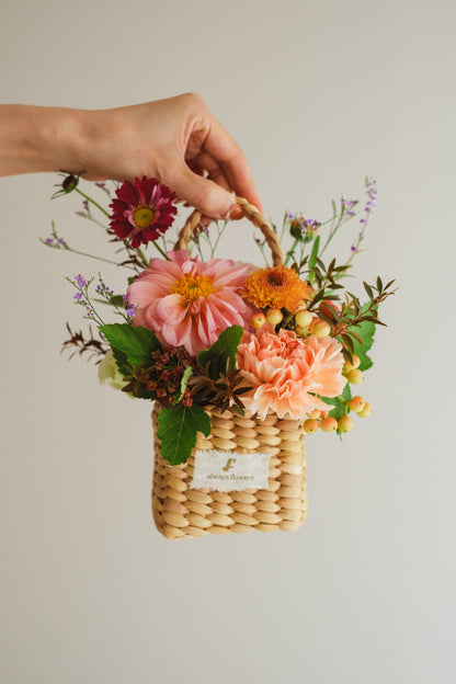 ◆10/4-11/30お届け限定◆Flower BAG No.3／フラワーバッグアレンジ　ダリアチャーム／生花