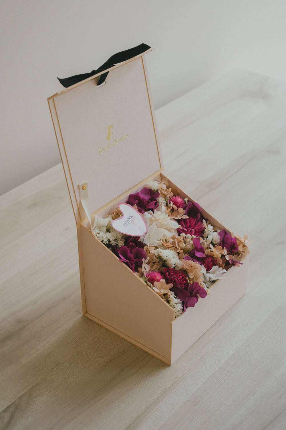 ◆数量限定◆Surprise Flower Box ／サプライズフラワーボックス　ラブシャンパン／ドライ・プリザーブドフラワー
