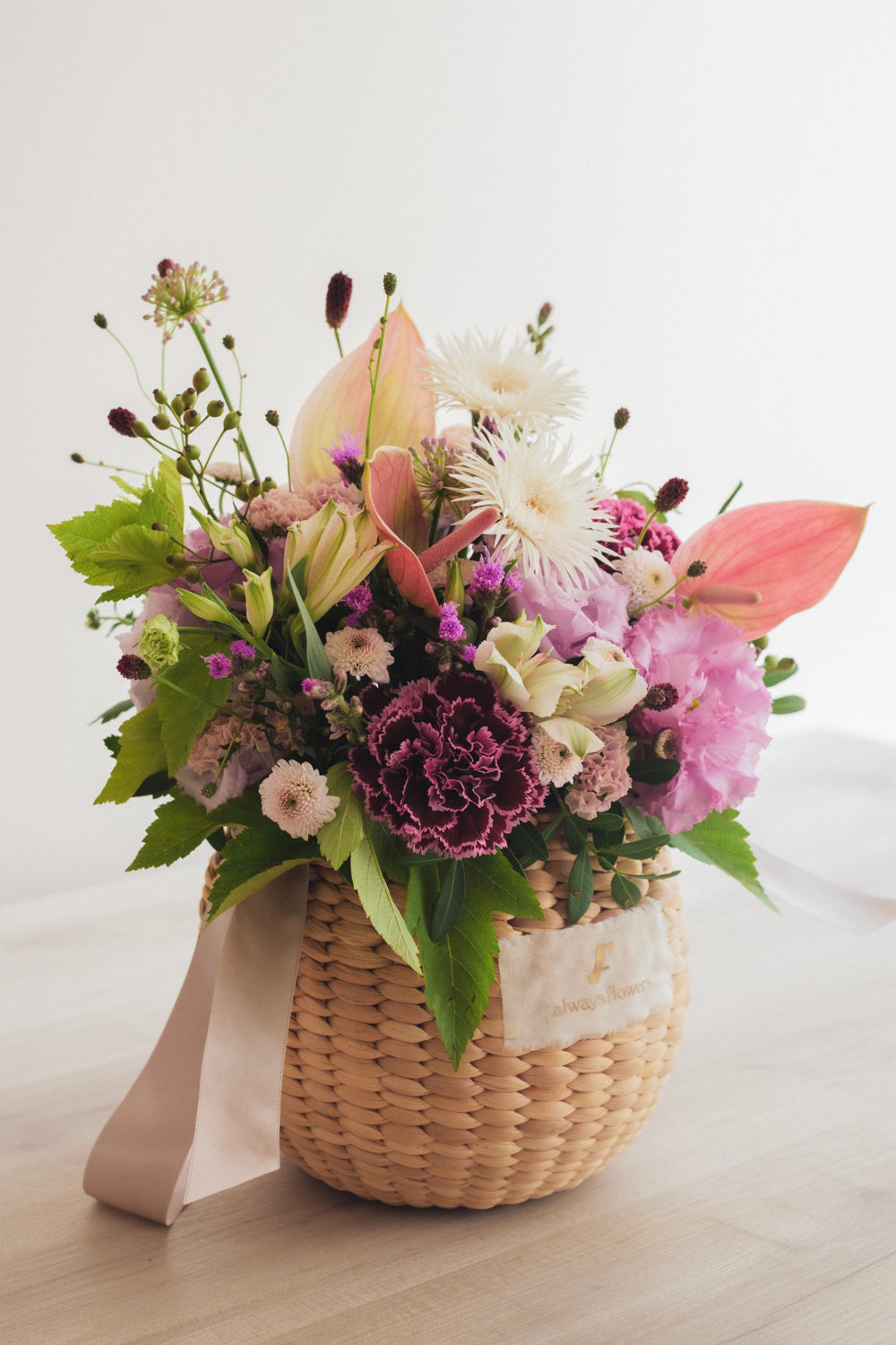 ◆8/27-10/31お届け限定◆Flower BAG No.2／フラワーバッグアレンジ　ボタニカルチル／生花