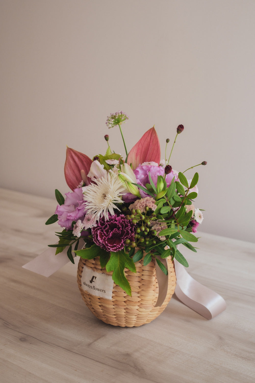 ◆8/27-10/31お届け限定◆Flower BAG No.2／フラワーバッグアレンジ　ボタニカルチル／生花