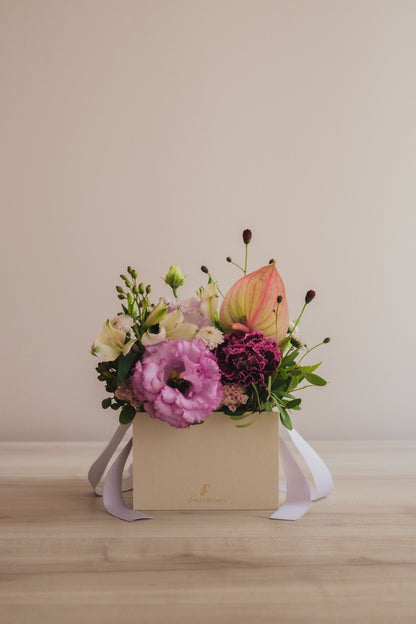 ◆8/27-10/31お届け限定◆Flower BAG No.1／フラワーバッグアレンジ　ネイチャーリヴ／生花