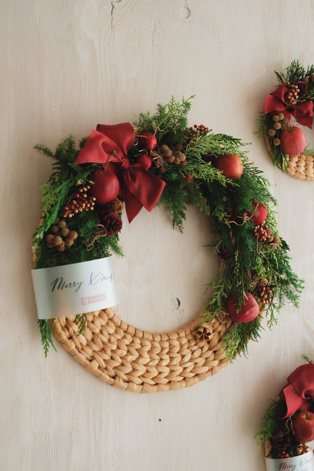 ◆11/26からお届け可能・クリスマス限定◆Disc Wreath／ディスクリース　ポムノエル／生花