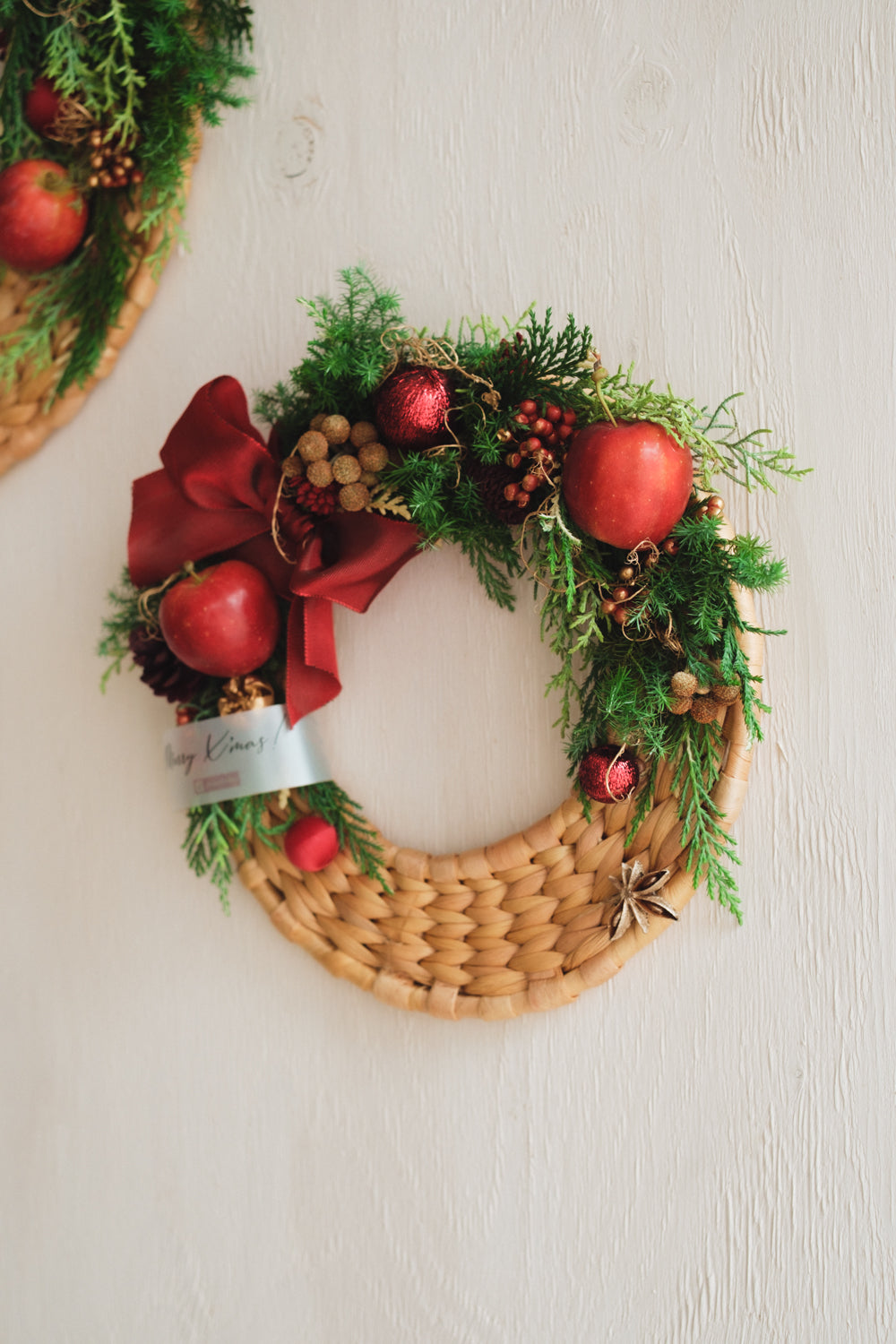 ◆11/26からお届け可能・クリスマス限定◆Disc Wreath／ディスクリース　ポムノエル／生花