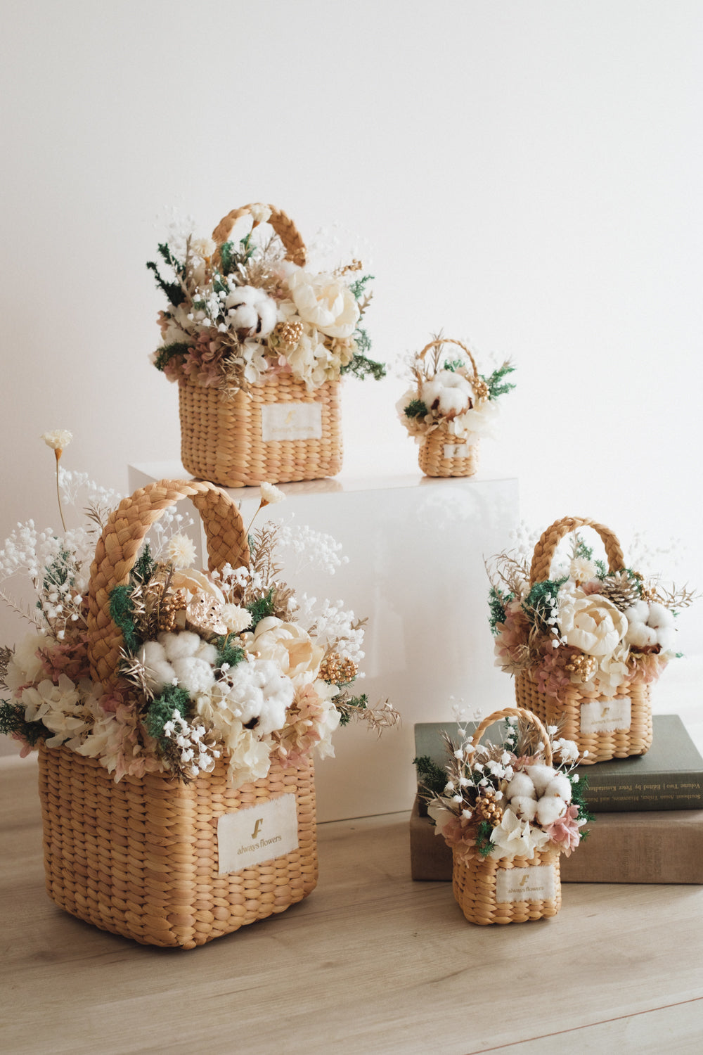 ◆クリスマス限定デザイン◆Flower BAG No.3 ／スクエアカゴバッグ　シャイニングスノー／ドライ・プリザーブドフラワー