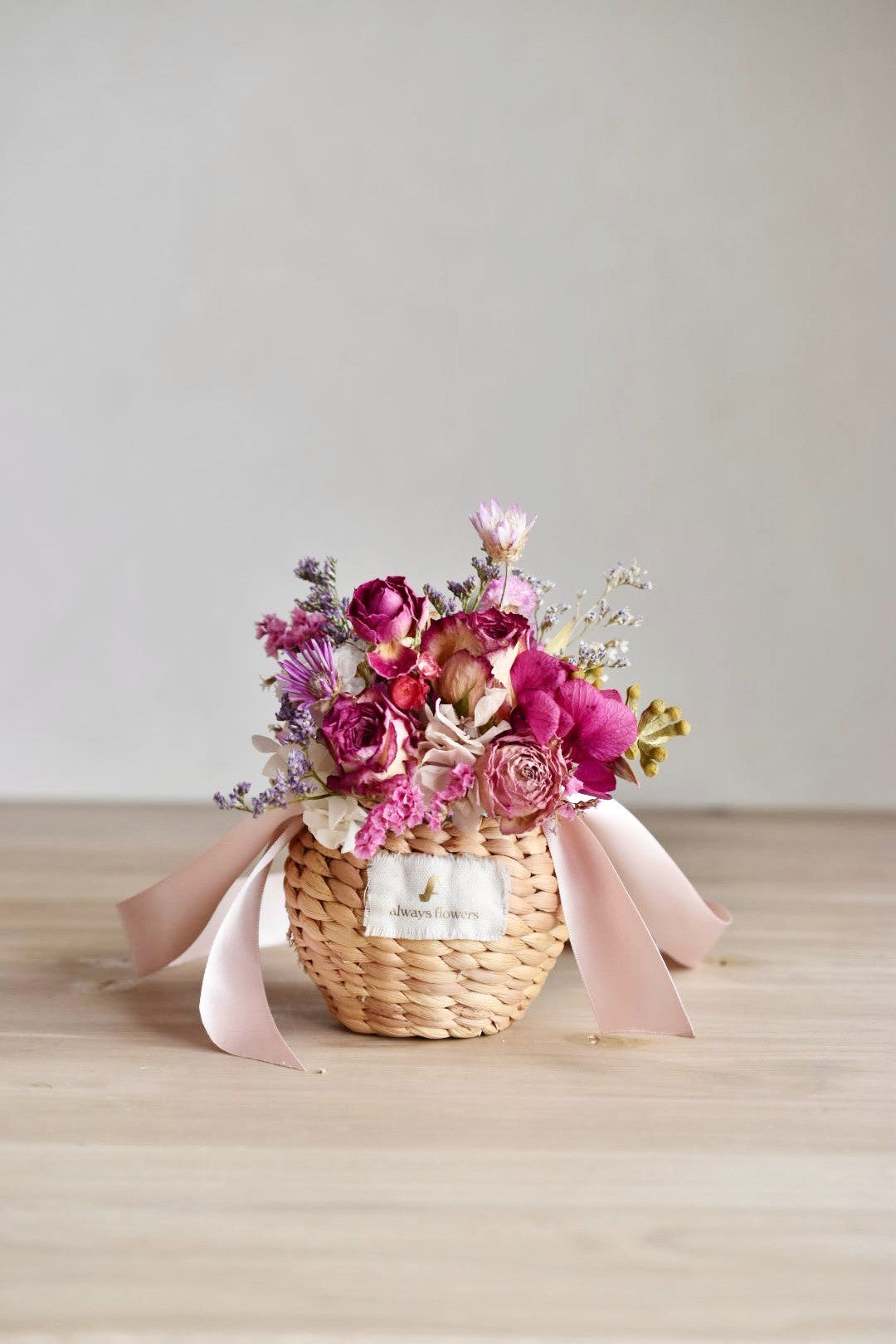 Flower BAG No.2 /カゴバッグアレンジ モデストローズ/ドライ・プリザーブドフラワー